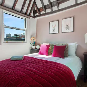 Apartment Old Street Iconic Warehouse Style 4 Bedroom 2 Bath House Prime Location, London